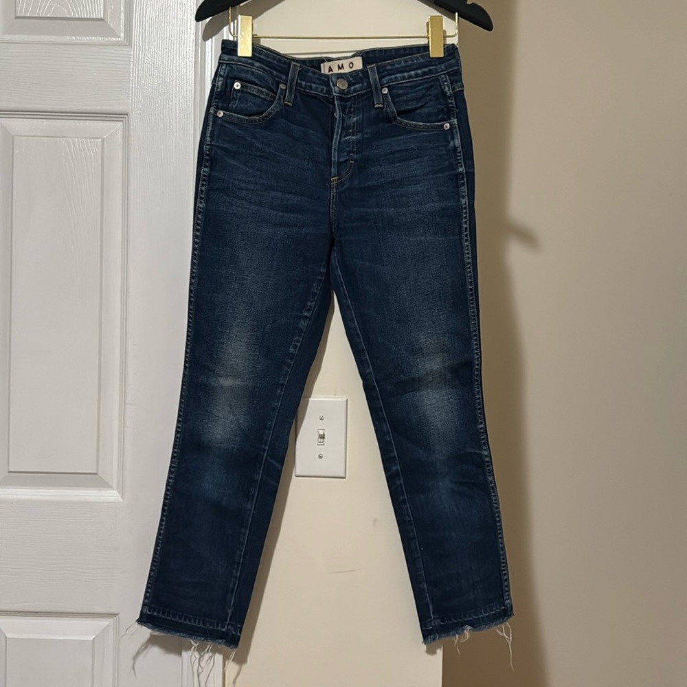 A M O jeans